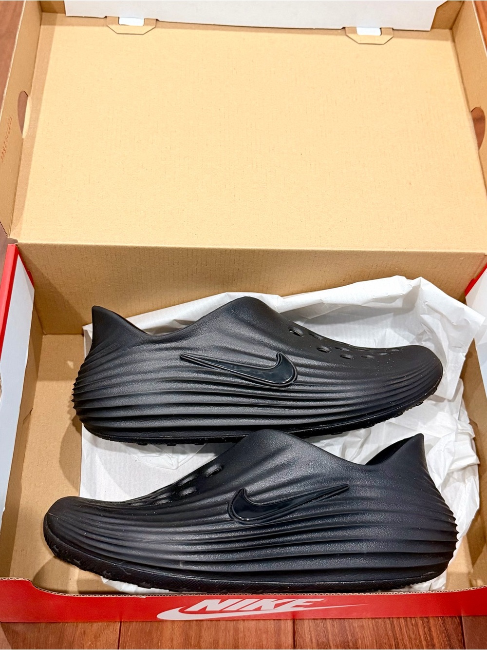 Nike ReactX Rejuven8 - Picture 2 of 8
